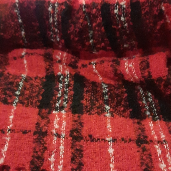 TIME AND TRUE BLANKET SCARF - Picture 5 of 6